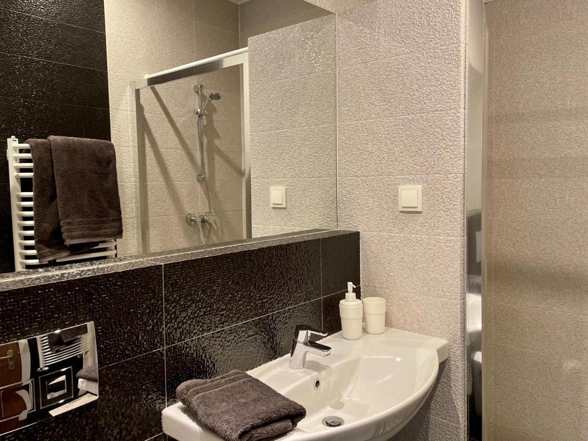 Apartamenty Delecta كراكوفيا المظهر الخارجي الصورة